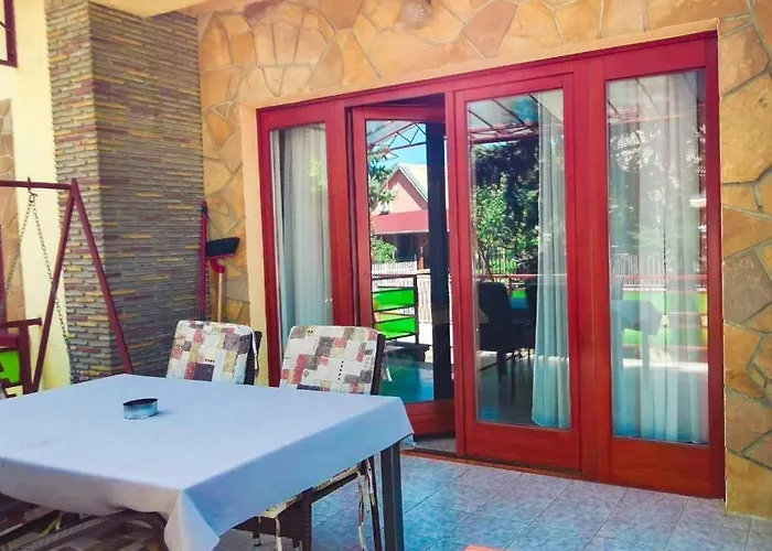 アパート For 5 Ppl At Balaton バラトンフェニヴェシュ